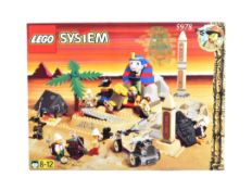 LEGO SYSTEM - VINTAGE 1990S BOXED SET