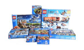 LEGO CITY - X8 LEGO CITY SETS