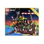 LEGO SET - IDEAS - 21322 - PIRATES OF BARRACUDA BAY