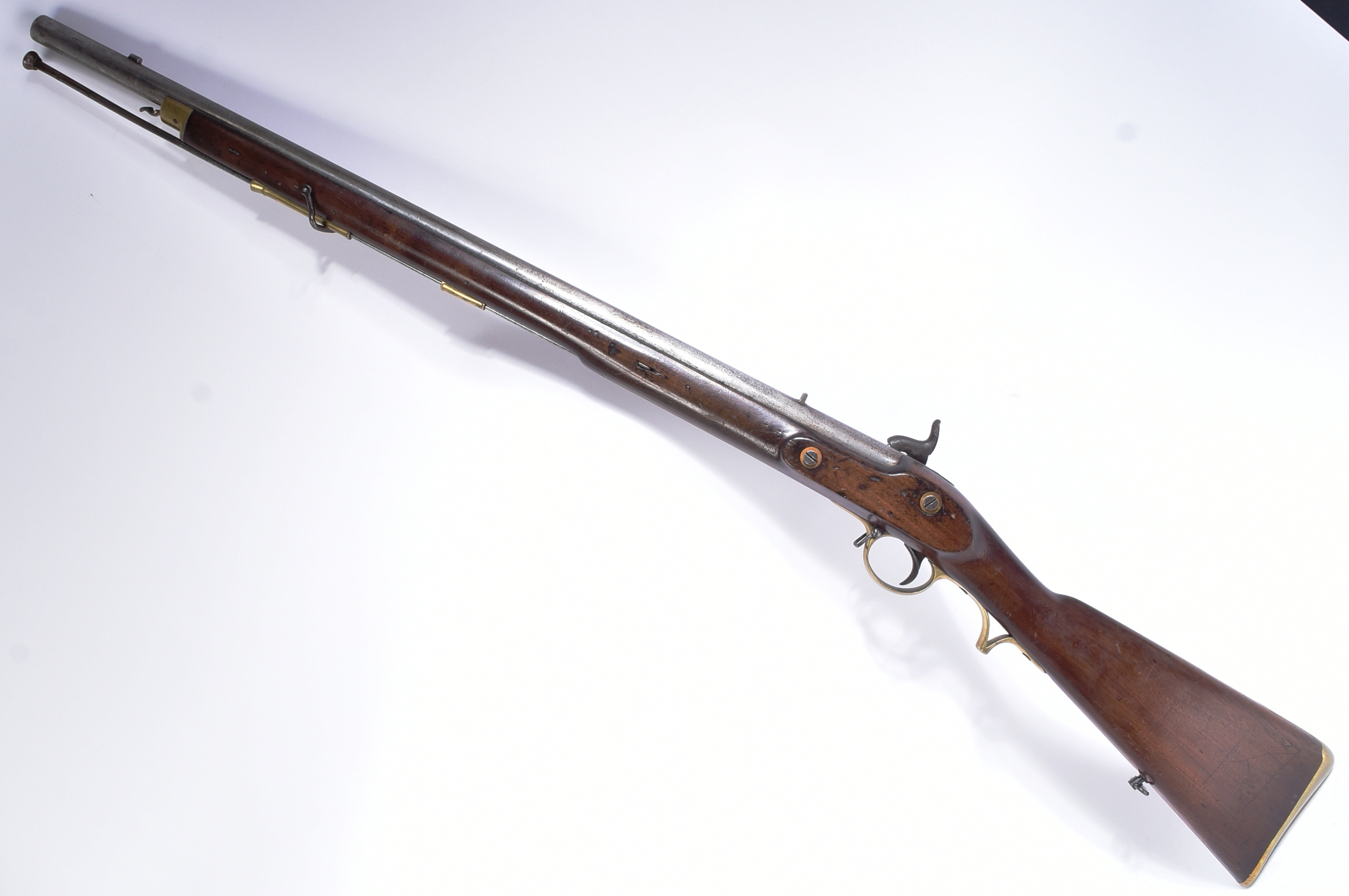ARMS - 19TH CENTURY EAST INDIA COMPANY PERCUSSION MUSKET - Image 2 of 5