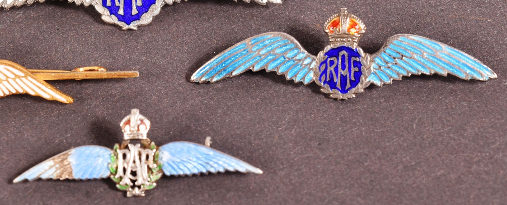 WWII SECOND WORLD WAR RAF SWEETHEART BROOCHES - Image 4 of 5