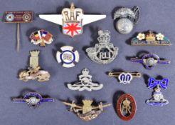 COLLECTION OF ASSORTED MILITARY PINS & BADGES