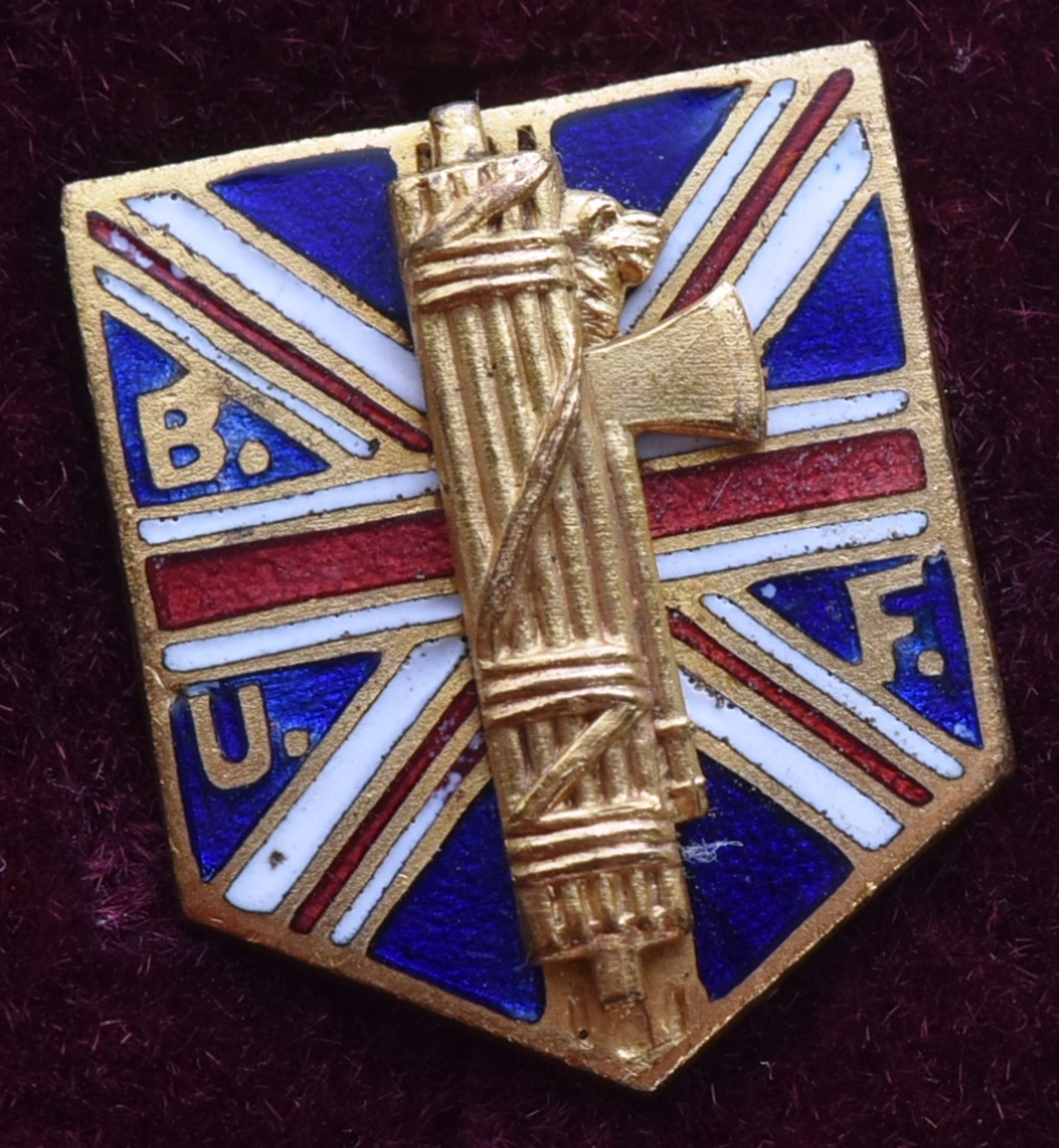 PRE WWII SECOND WORLD WAR BRITISH UNION OF FASCISTS MEMBER BADGE - Image 2 of 5