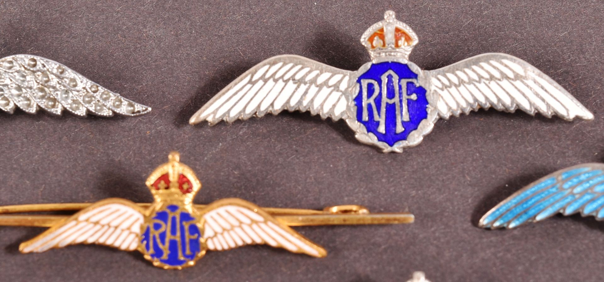 WWII SECOND WORLD WAR RAF SWEETHEART BROOCHES - Image 3 of 5