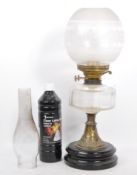 VICTORIAN 19TH CENTURY GLASS AND BRASS OIL LAMP