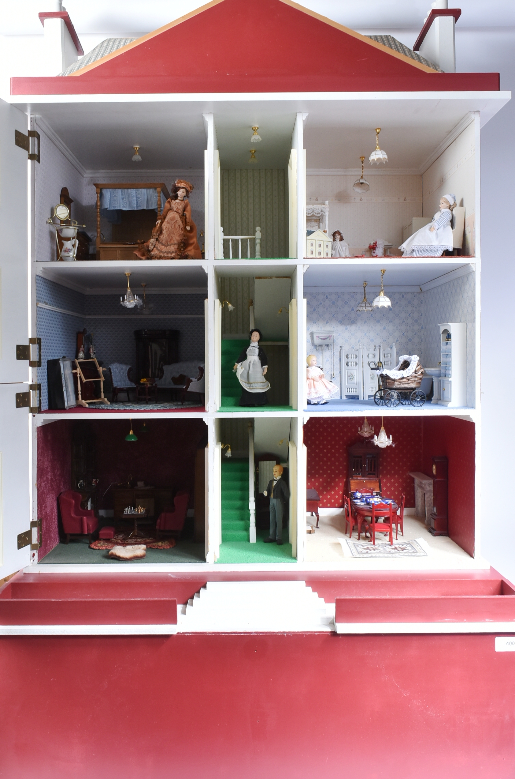 DOLL'S HOUSE - LARGE FOUR STOREY VICTORIAN TOWN HOUSE - Image 2 of 11