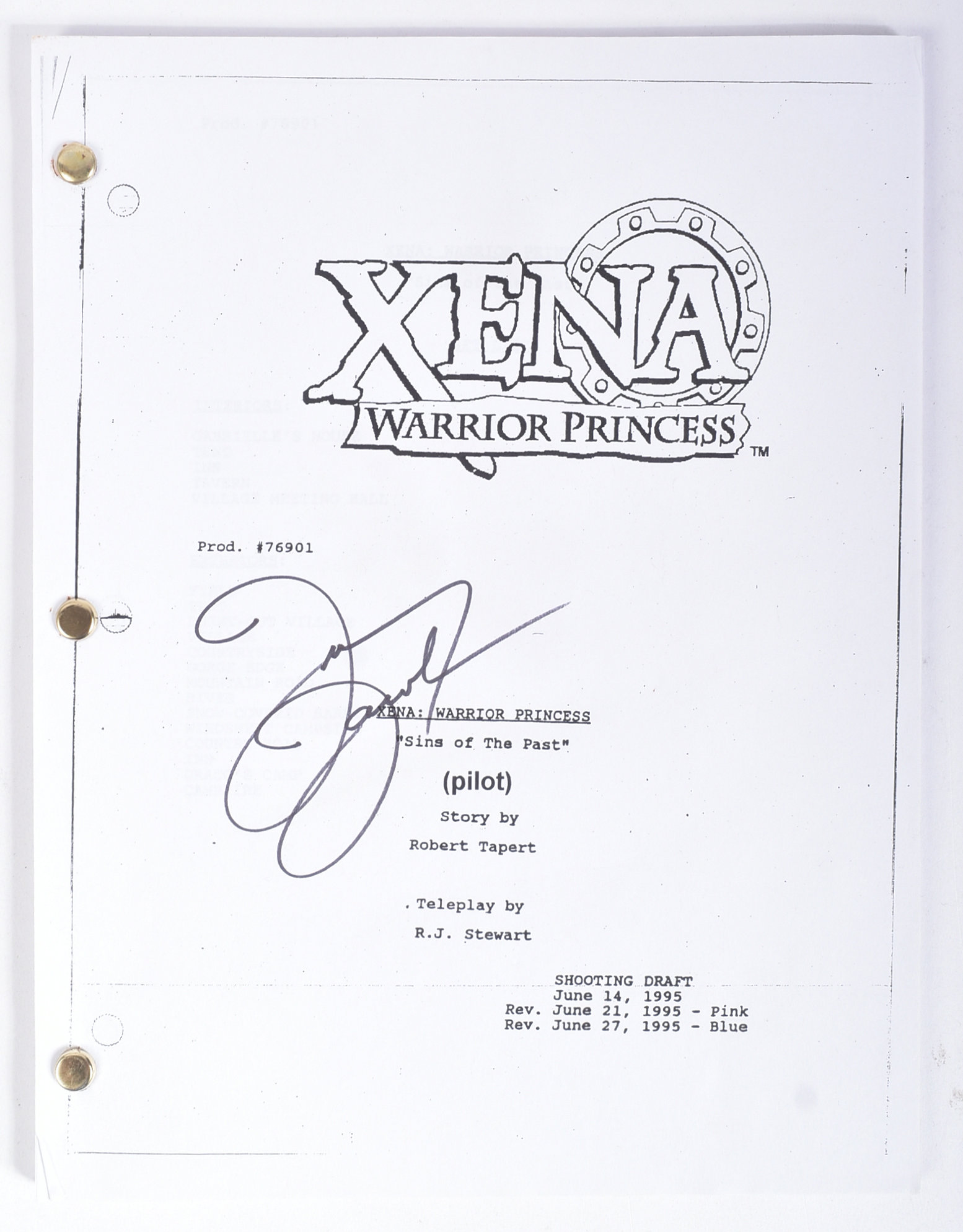 XENA WARRIOR PRINCESS - LUCY LAWLESS SIGNED SCRIPT - Image 2 of 6