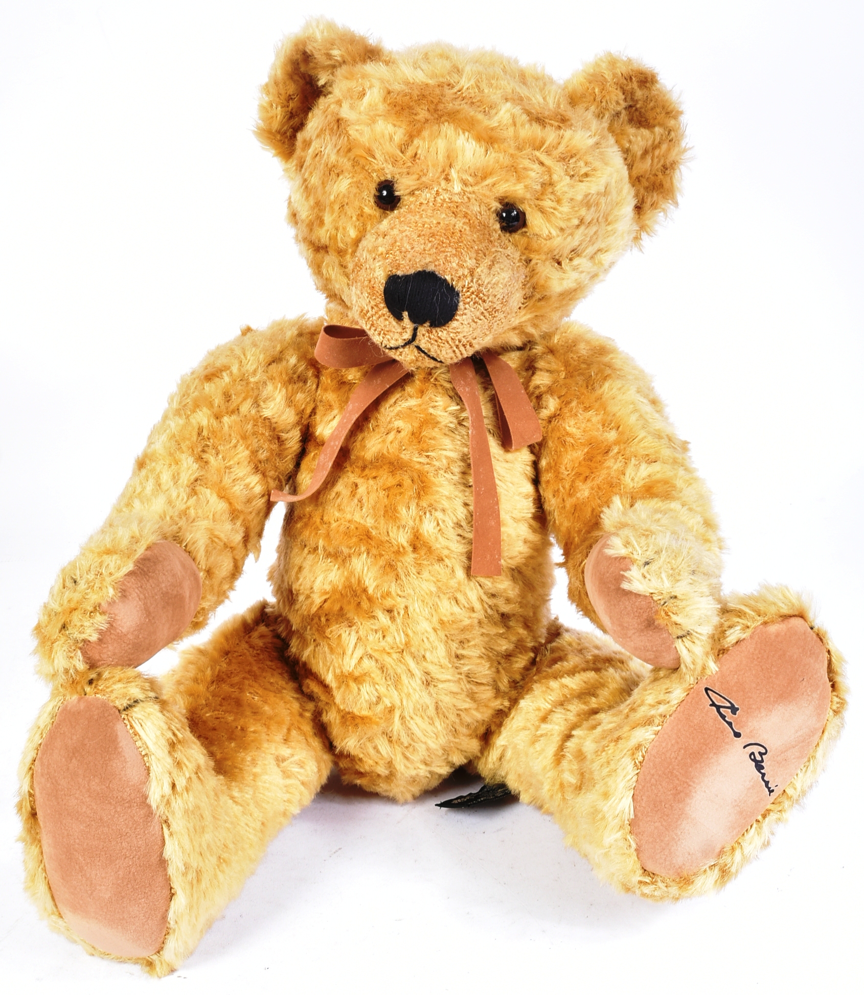 RUSS BERRIE - LIMITED EDITION RUSS BERRIE TEDDY BEAR ' DORCHESTER ' - Image 2 of 6