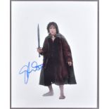 LORD OF THE RINGS - ELIJAH WOOD - SIGNED 8X10" PHOTO - ACOA