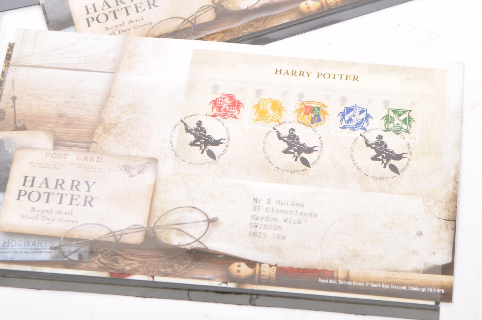 COLLECTION OF UNFRANKED UK HARRY POTTER STAMPS & POSTCARDS - Image 4 of 5