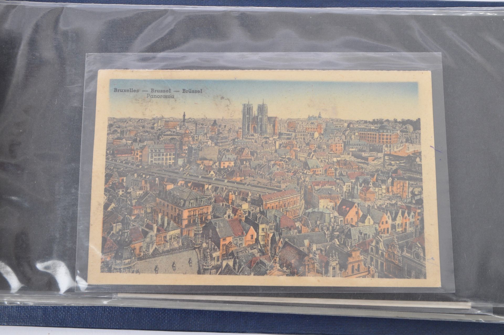 LARGE COLLECTION OF EARLY 20TH CENTURY POSTCARDS / PHOTOS - Image 5 of 8