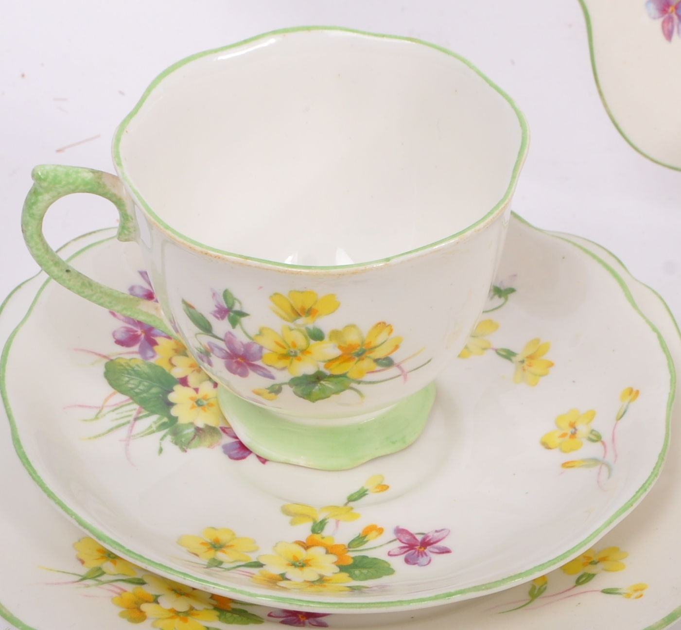 ROYAL ALBERT PRIMULETTE - VINTAGE 20TH CENTURY TEA SET - Image 3 of 5