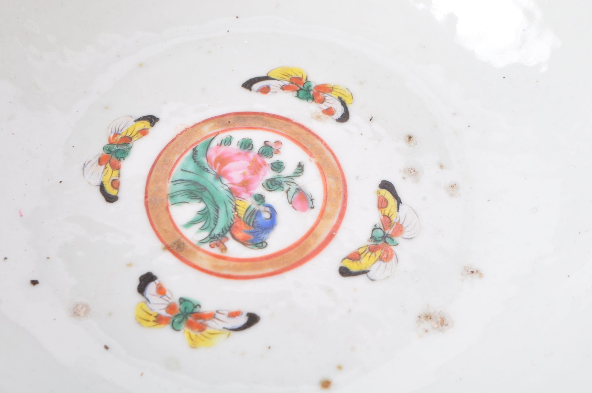 19TH CENTURY CHINESE CANTONESE HAND PAINTED BOWL - Bild 6 aus 7