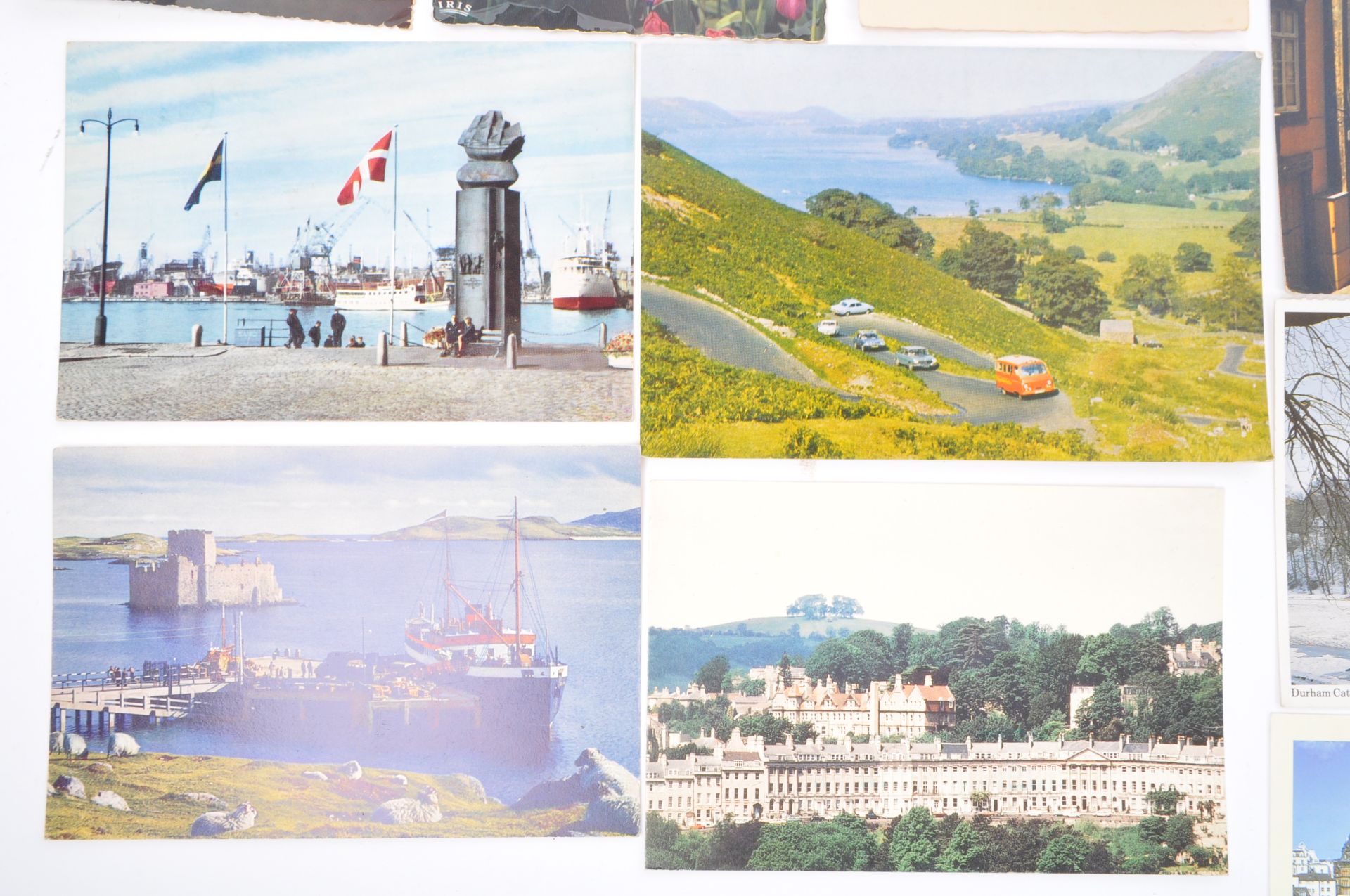 COLLECTION OF MID 20TH CENTURY UK & FOREIGN POSTCARDS - Image 3 of 7