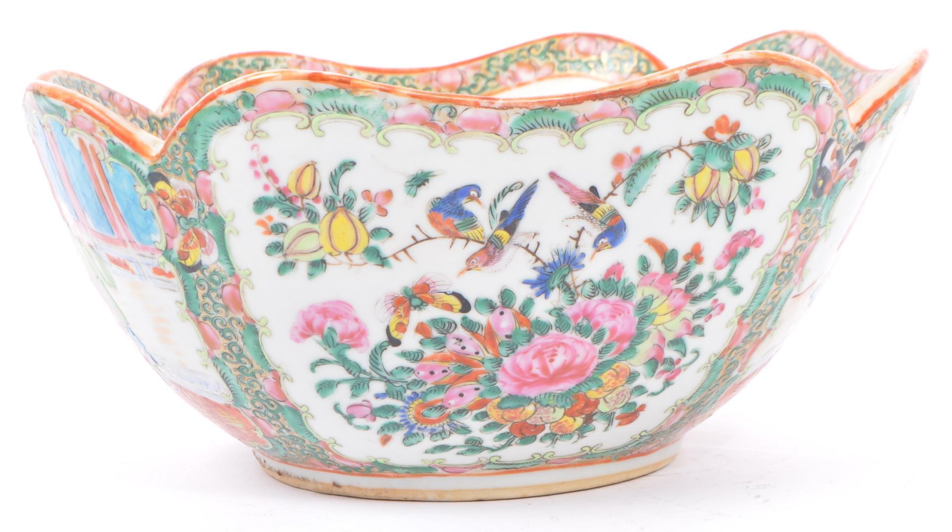 19TH CENTURY CHINESE CANTONESE HAND PAINTED BOWL - Image 2 of 7