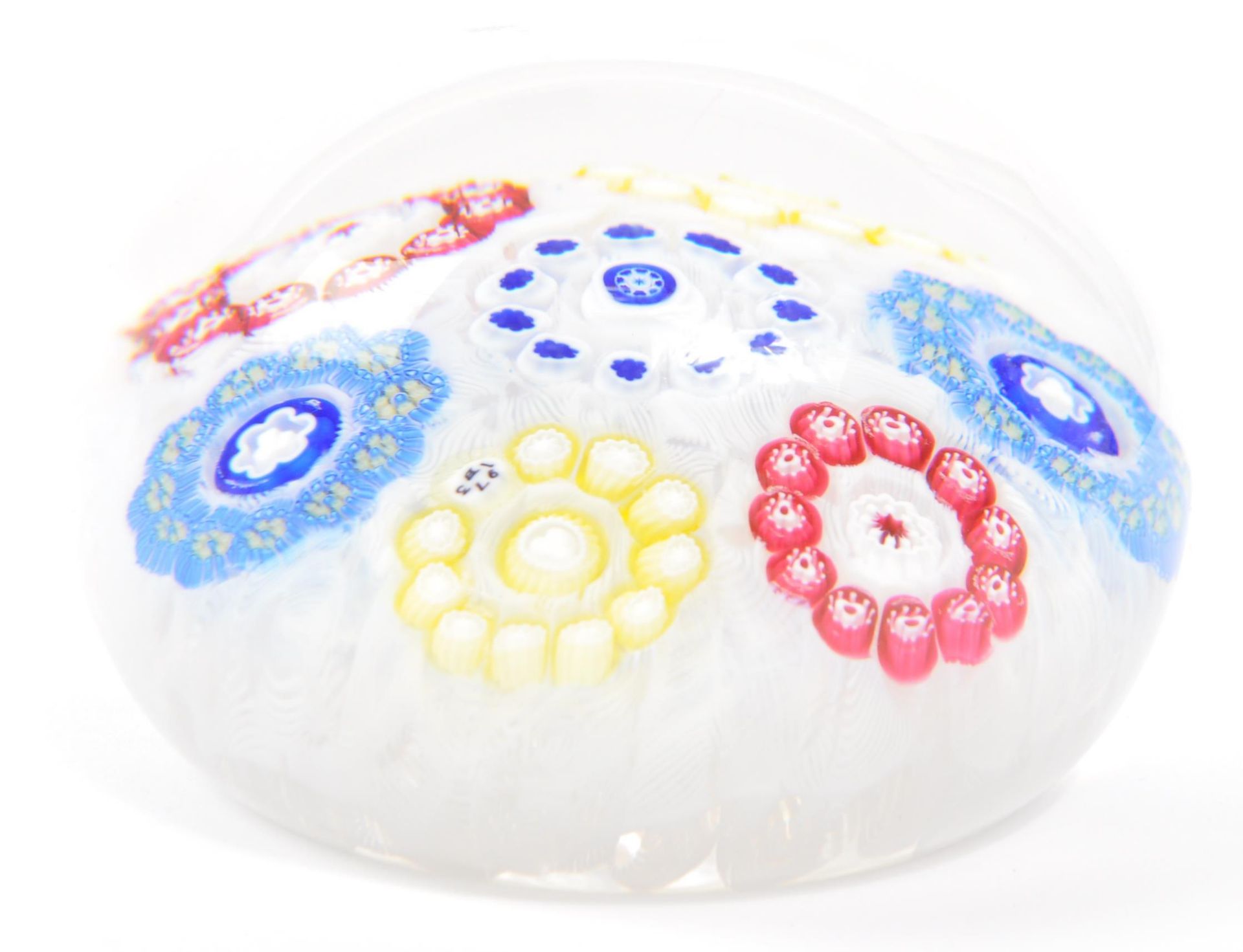 BACCARAT 1973 MILLEFIORI GLASS PAPERWEIGHT - 1973 - Bild 3 aus 6