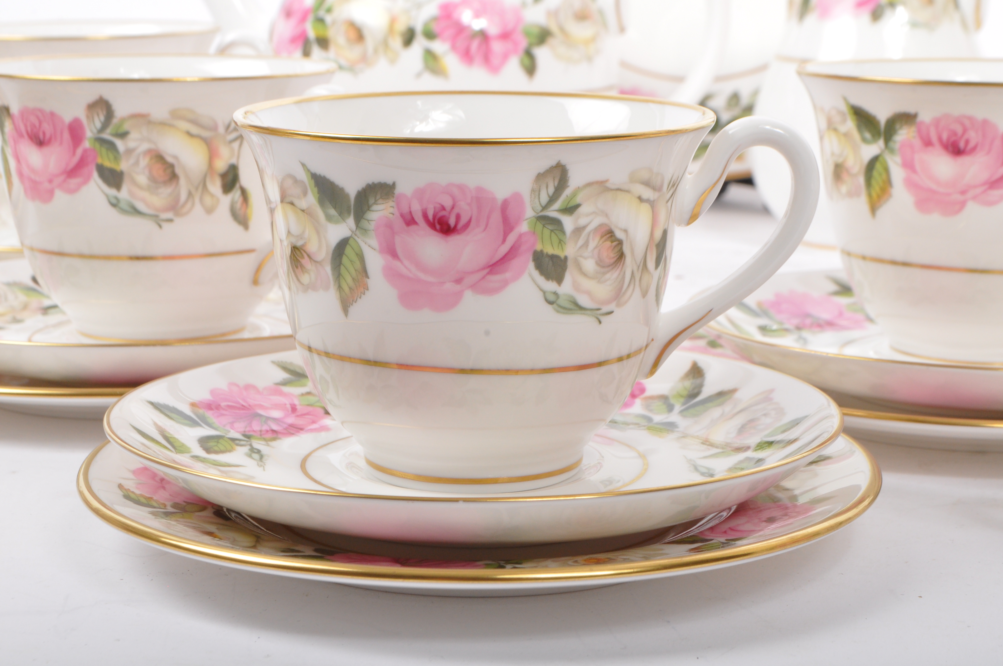 ROYAL WORCESTER FINE BONE CHINA ELGAR TEA SERVICE - Image 6 of 7