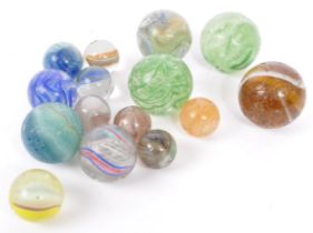 COLLECTION OF EARLY 20TH CENTURY GLASS MARBLES