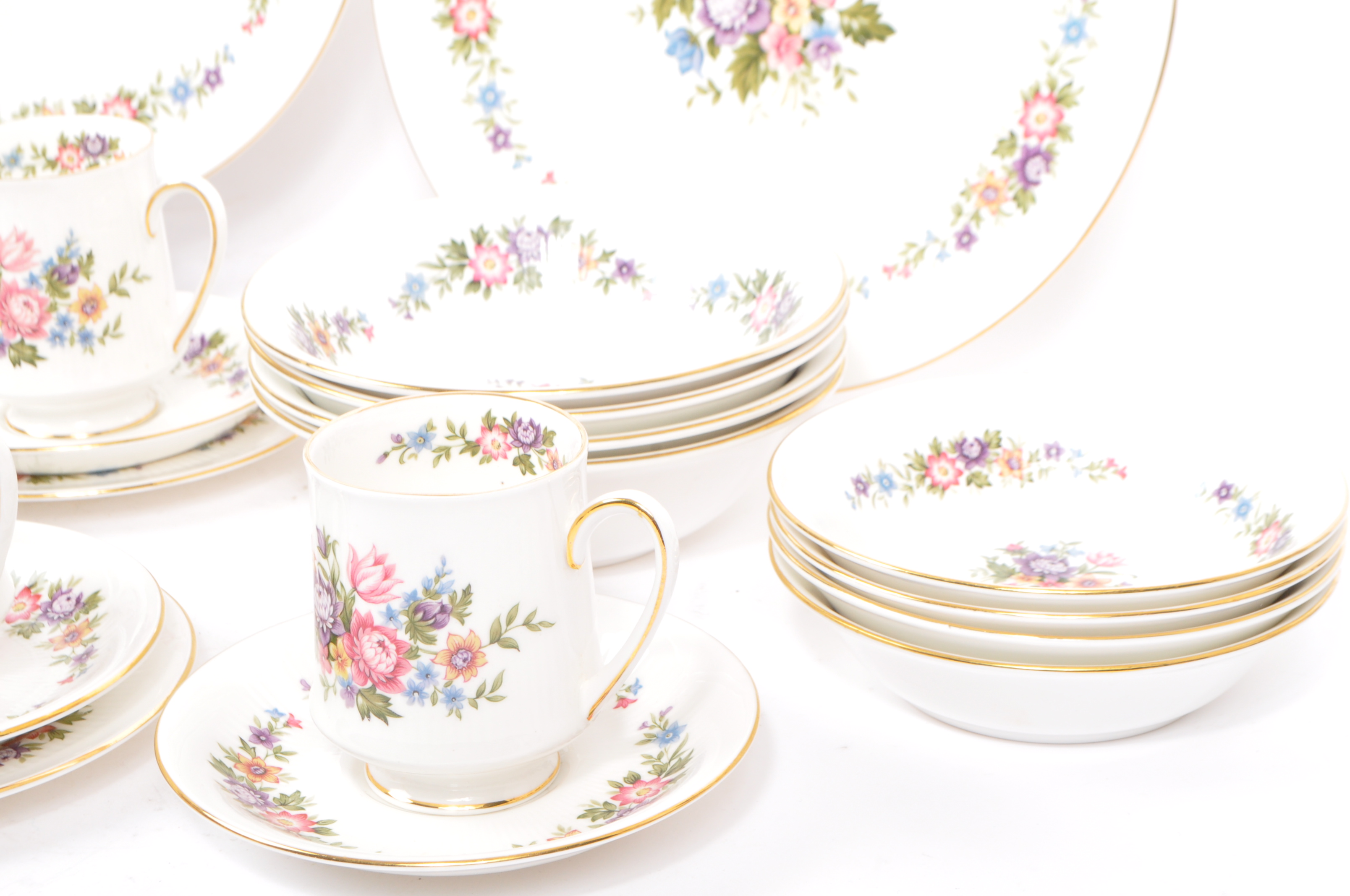 MID CENTURY LIVINIA PATTERN DINNER / TEA SERVICE BY PARAGON - Image 5 of 7