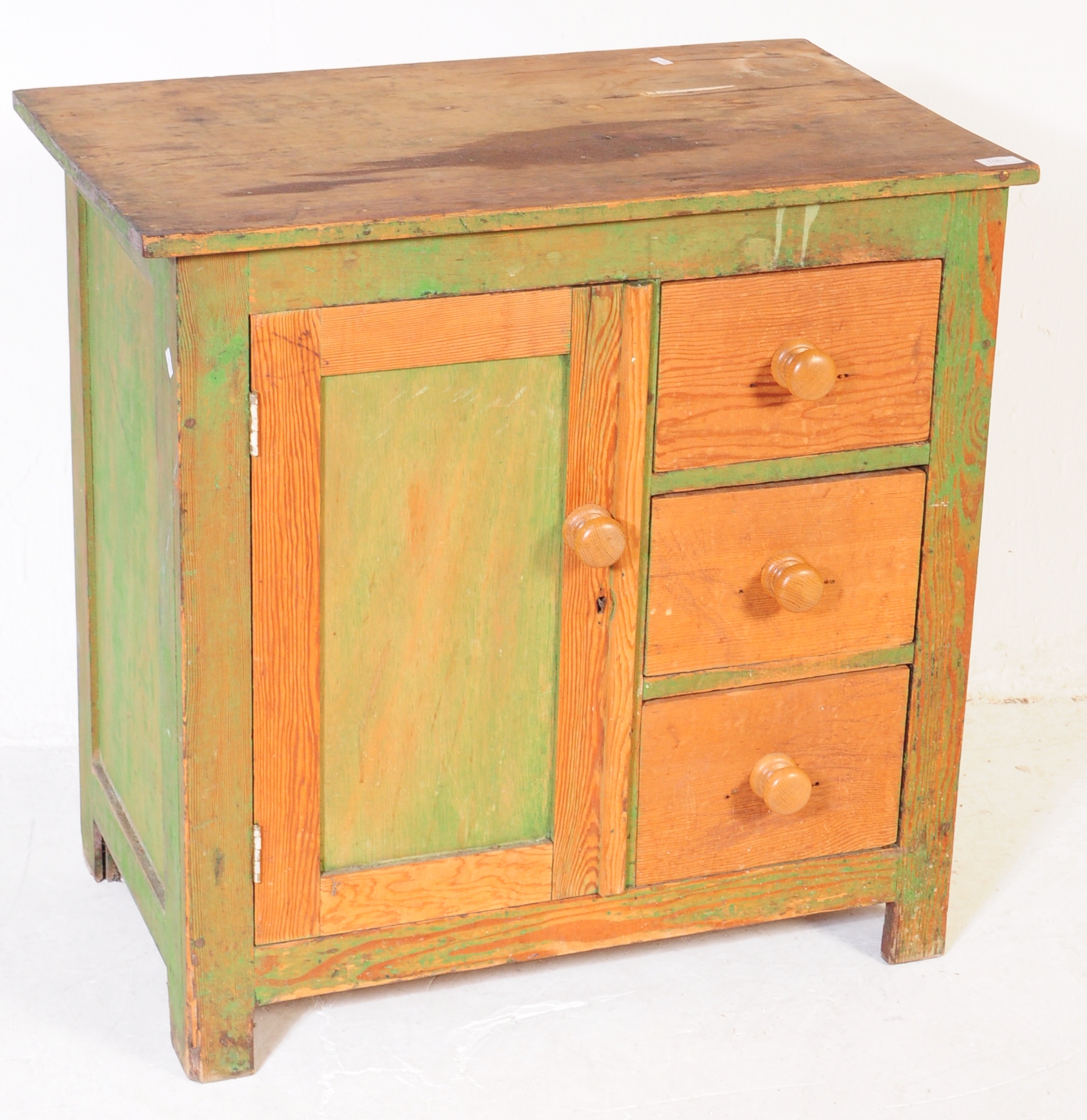 19TH CENTURY COUNTRY PAINTED PINE LINEN CUPBOARD CHEST - Image 2 of 7