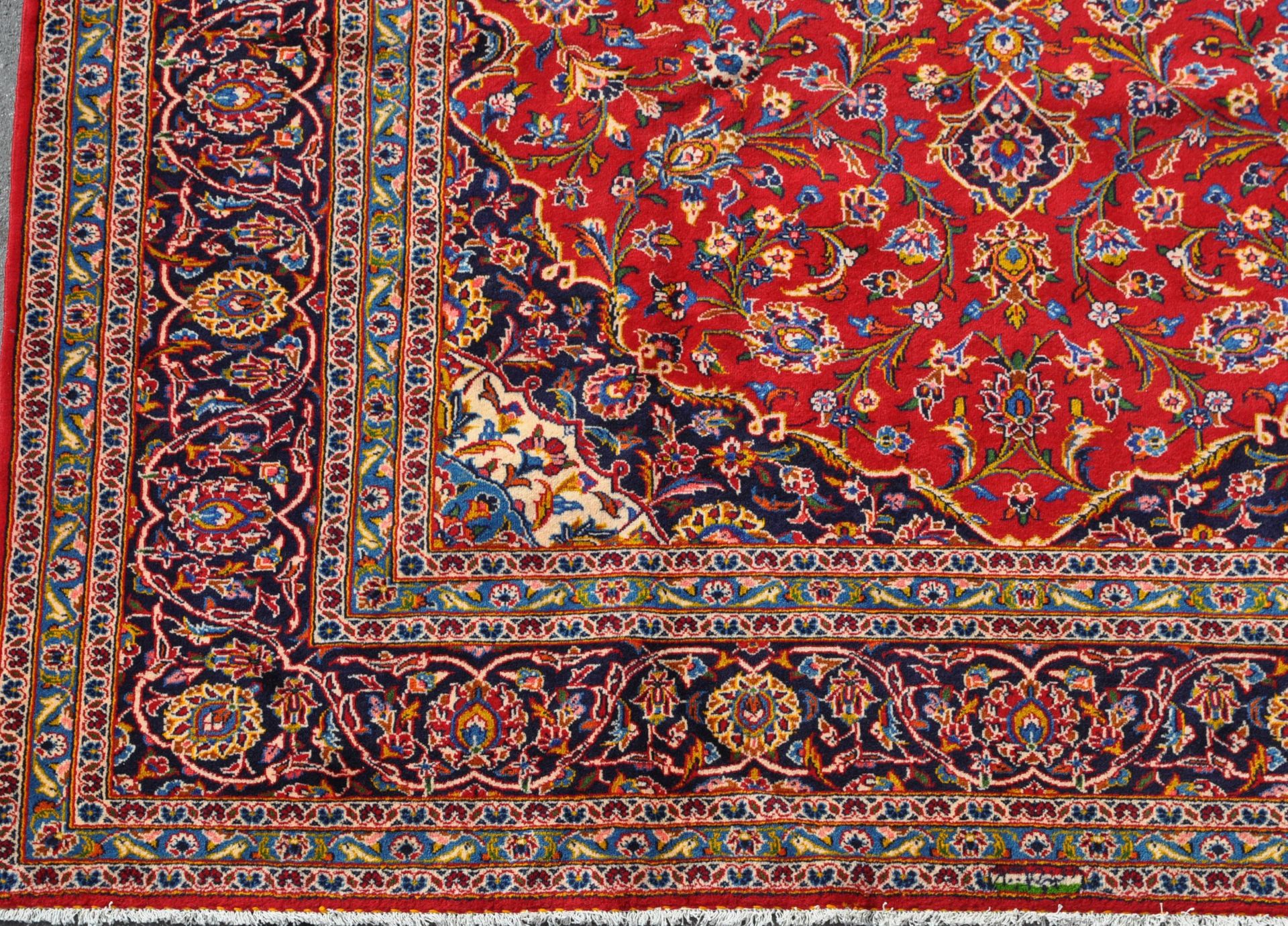 20TH CENTURY CENTRAL PERSIAN KASHAN CARPET - Bild 3 aus 5