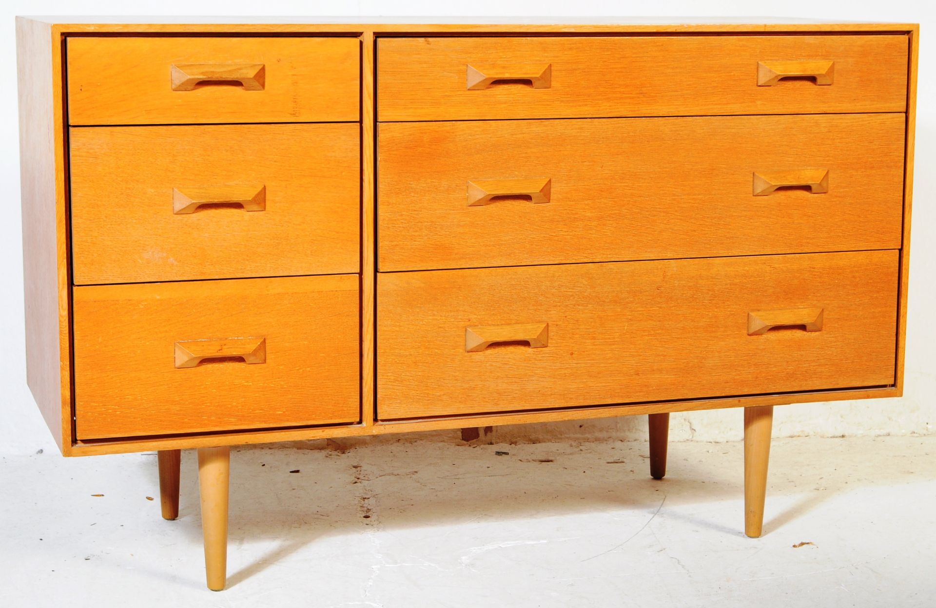 MID 20TH CENTURY STAG CONCORD RANGE OAK SIDEBOARD