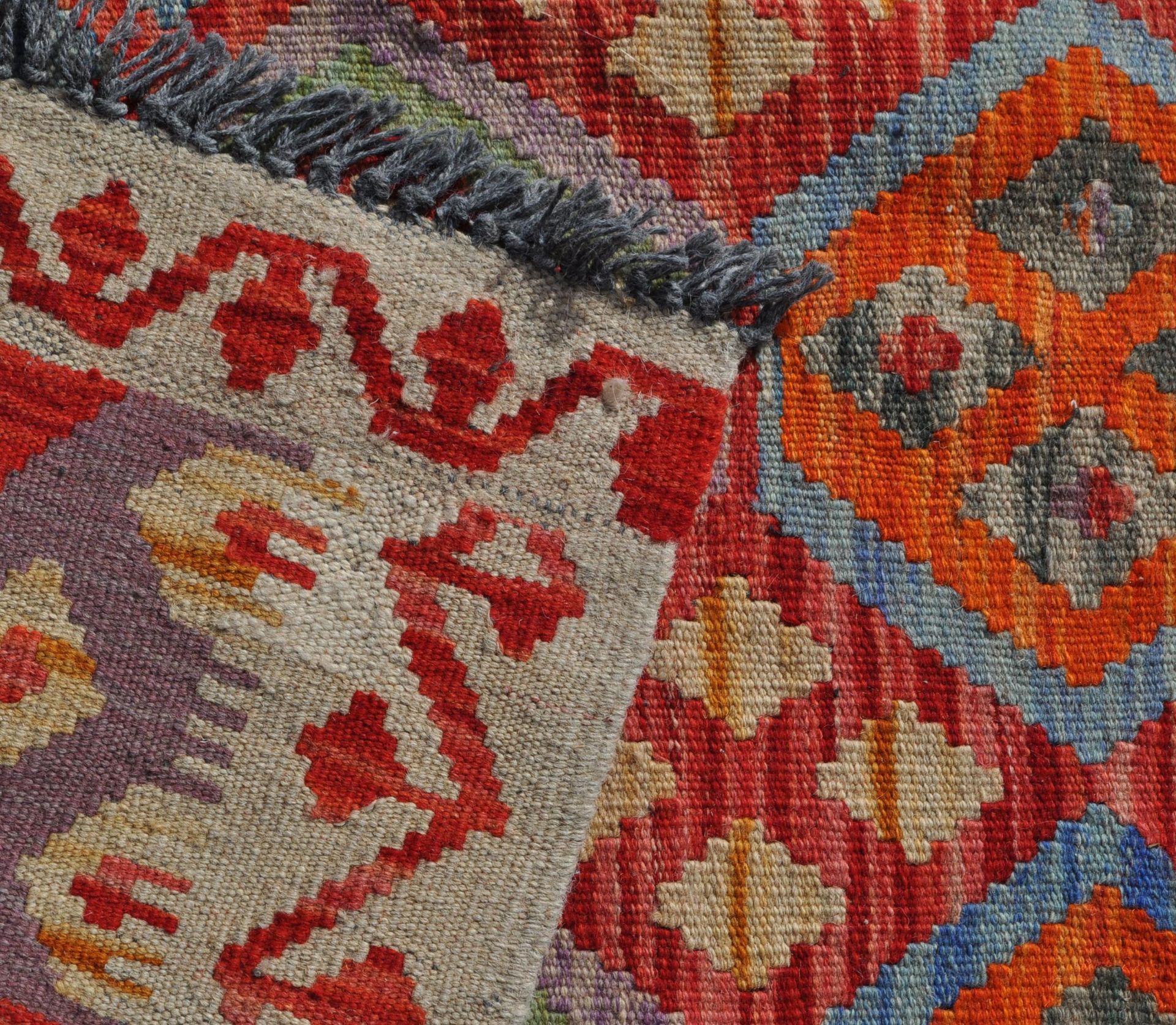 20TH CENTURY TURKISH ANATOLIAN KILIM RUNNER - Image 4 of 4