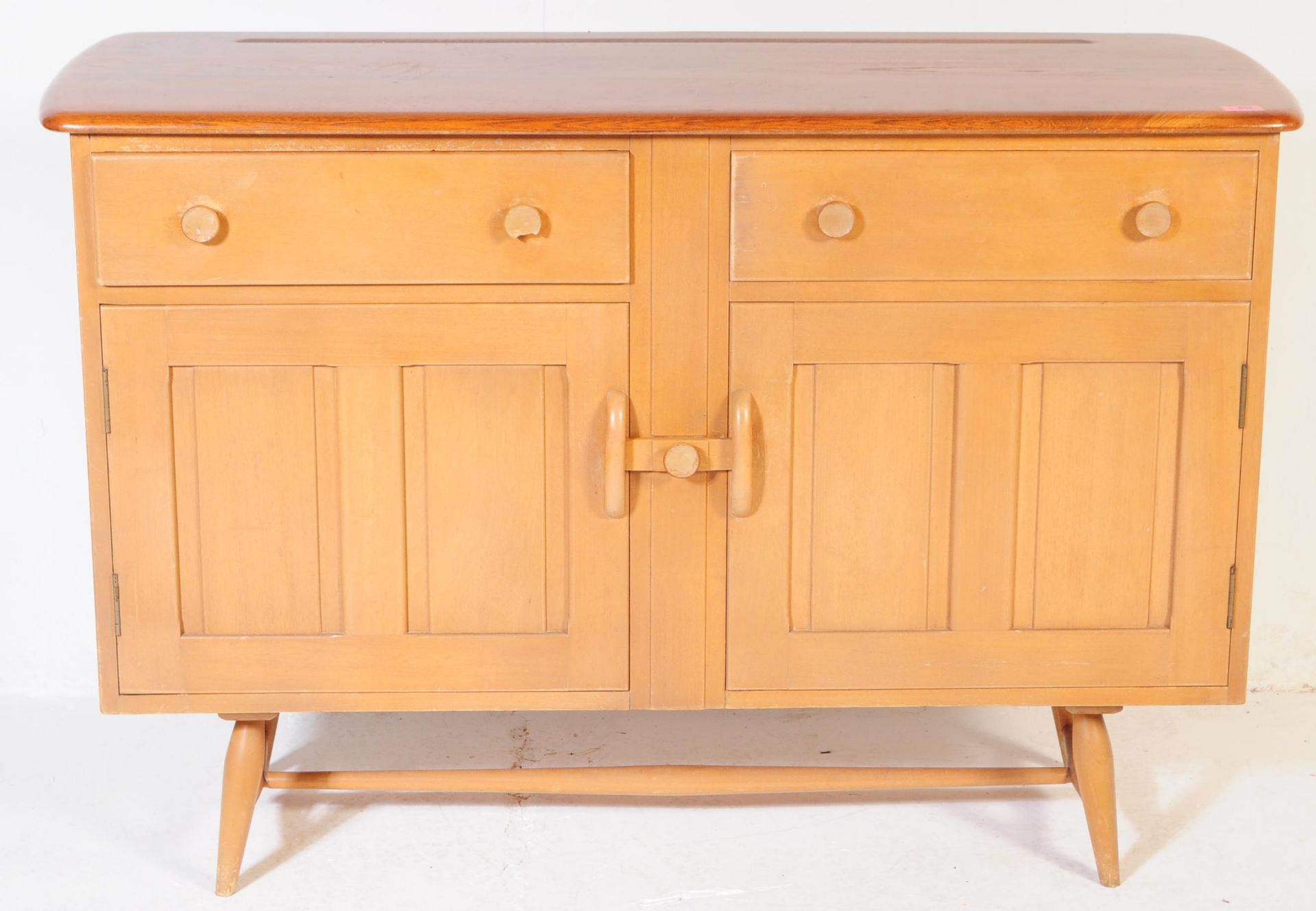 MID CENTURY 1950S ERCOL BLOND BEECH & ELM SIDEBOARD - Image 2 of 7
