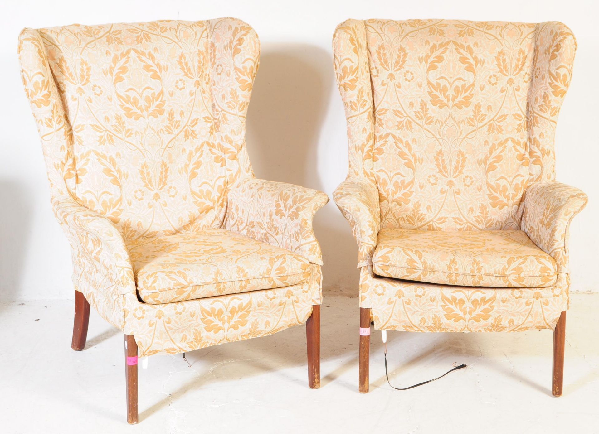 PAIR OF MID 20TH CENTURY PARKER KNOLL ARMCHAIRS - Image 2 of 5