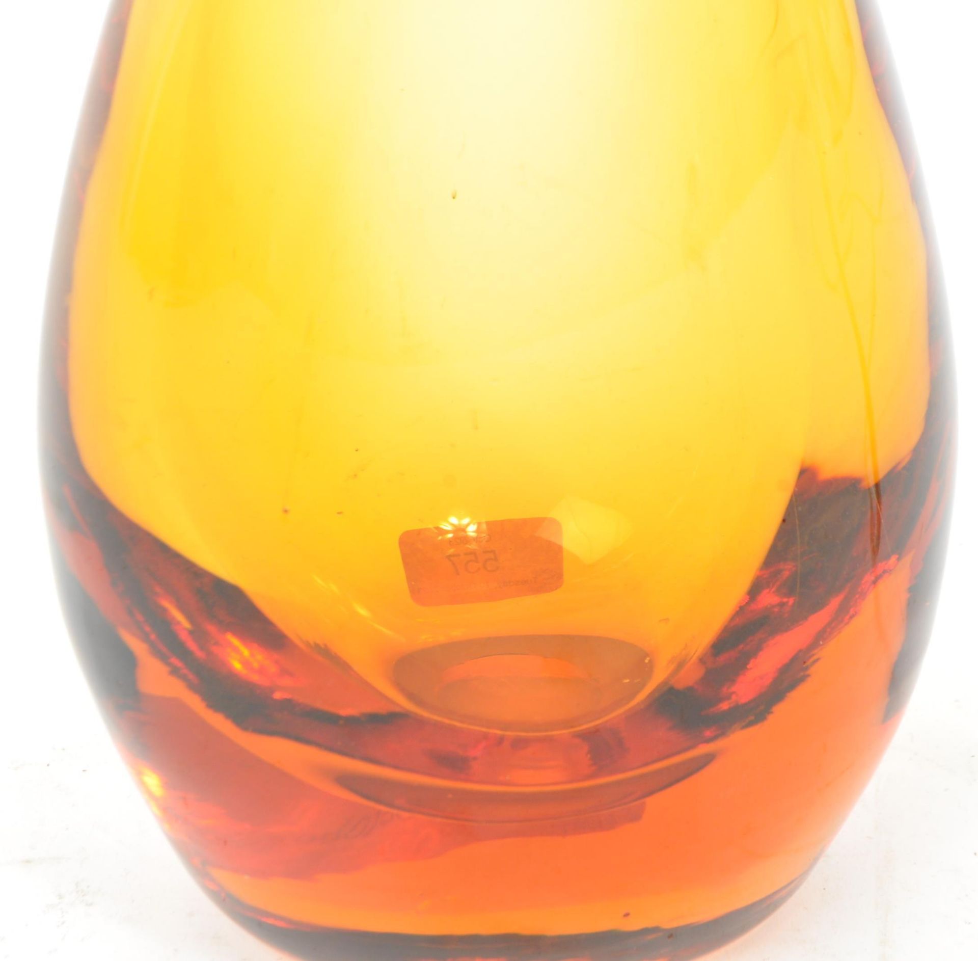 RETRO MID 20TH CENTURY AMBER GLASS TABLE LAMP - Image 2 of 4