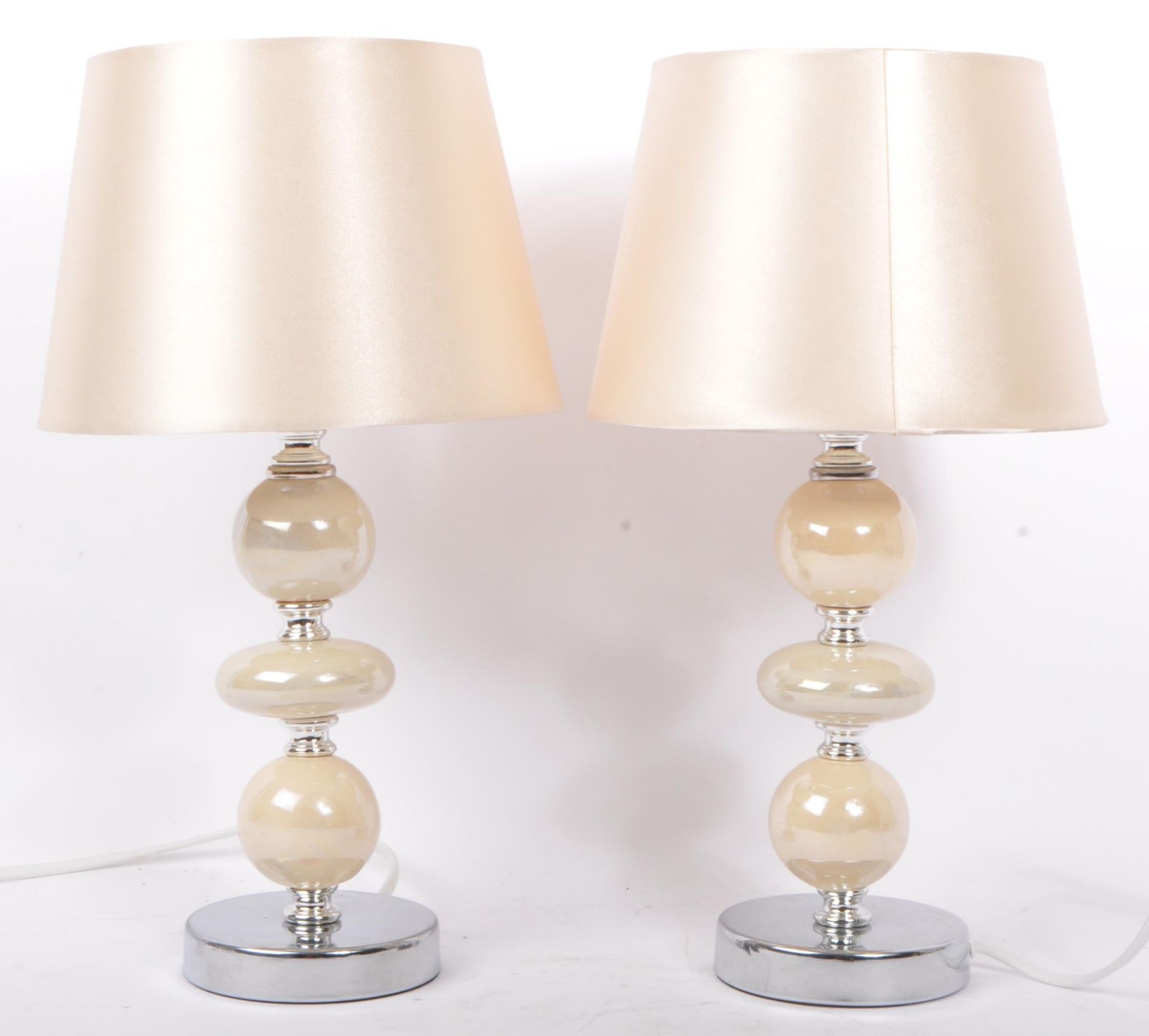 TWO PAIRS OF CONTEMPORARY TABLE LAMPS - Image 5 of 6