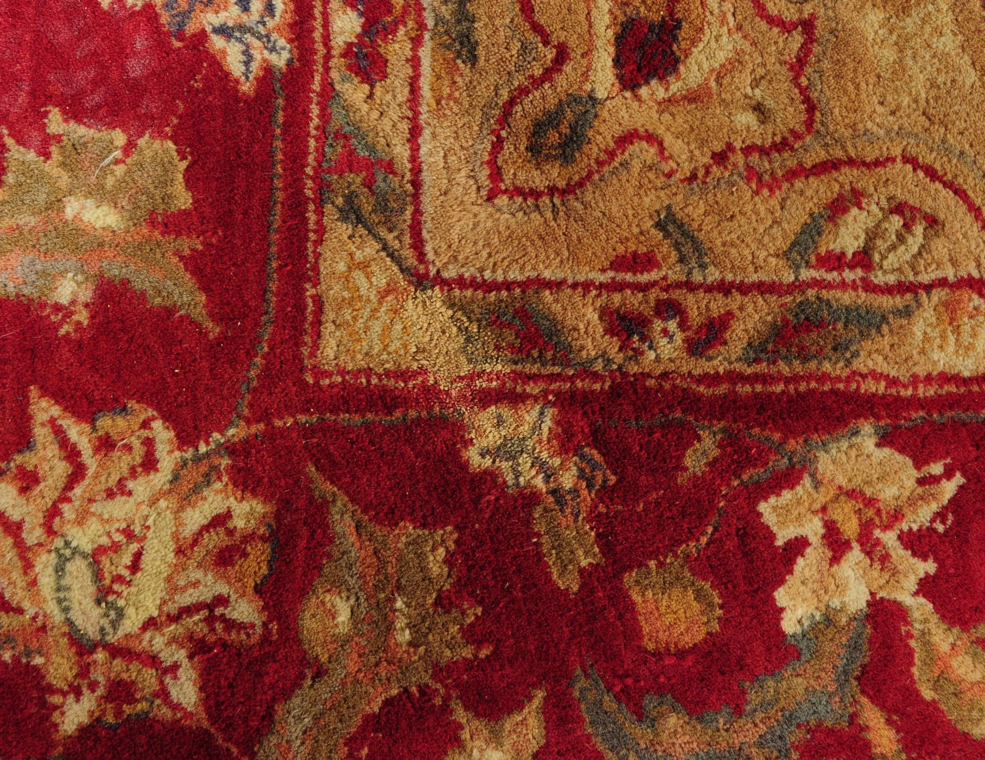 MID TO LATE 20TH CENTURY RECTANGULAR FLORAL RUG CARPET - Image 2 of 4