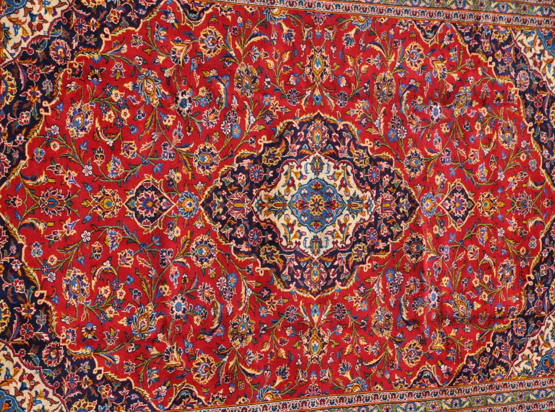 20TH CENTURY CENTRAL PERSIAN KASHAN CARPET