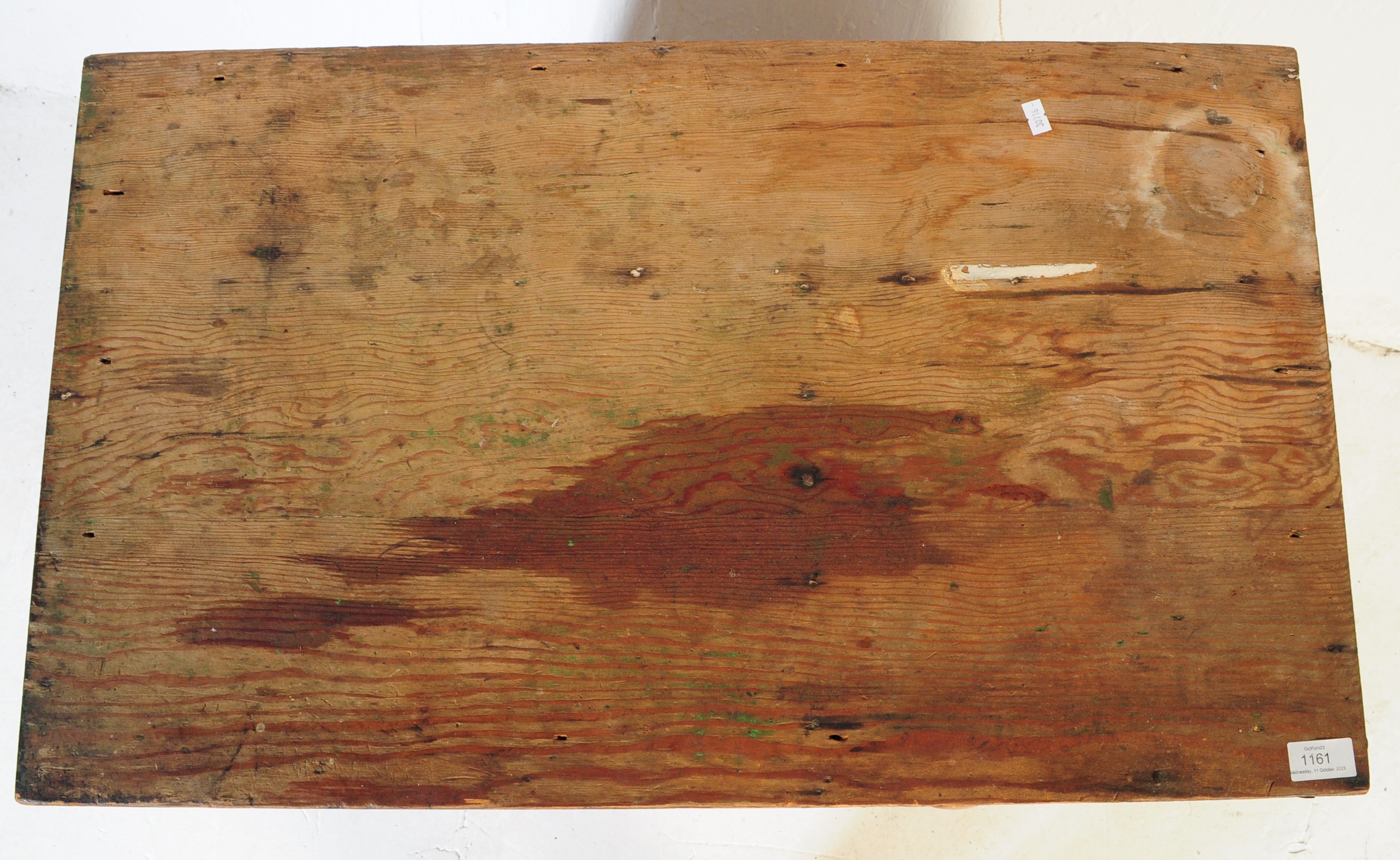 19TH CENTURY COUNTRY PAINTED PINE LINEN CUPBOARD CHEST - Image 5 of 7