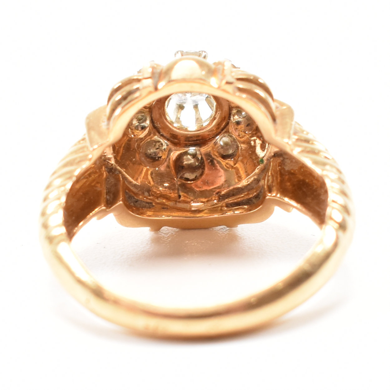 VINTAGE FRENCH DIAMOND CLUSTER RING - Image 4 of 6