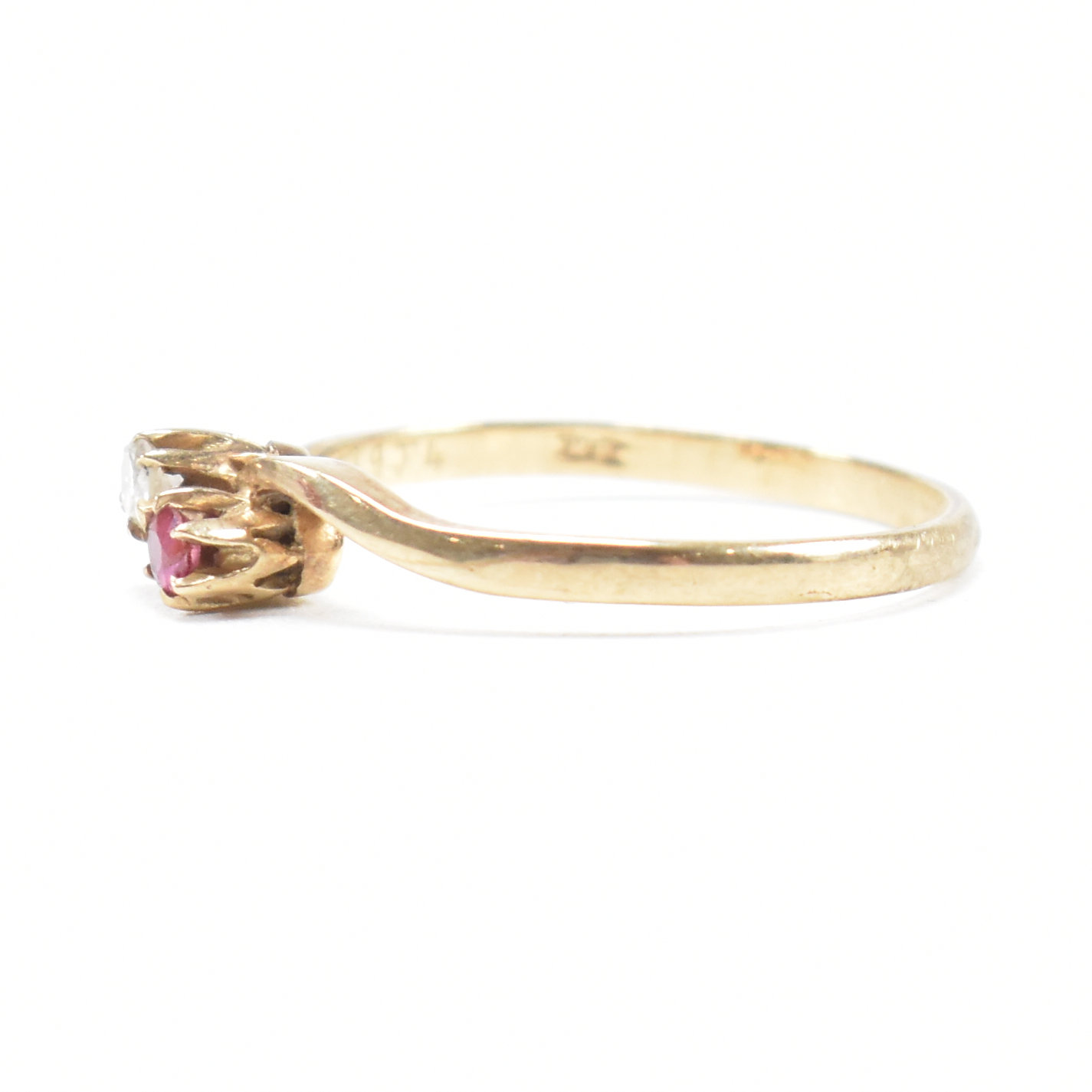 VINTAGE HALLMARKED 9CT GOLD DIAMOND & RUBY CROSSOVER RING - Image 3 of 11
