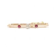 EARLY 20TH CENTURY 15CT RUBY & DIAMOND BAR BROOCH