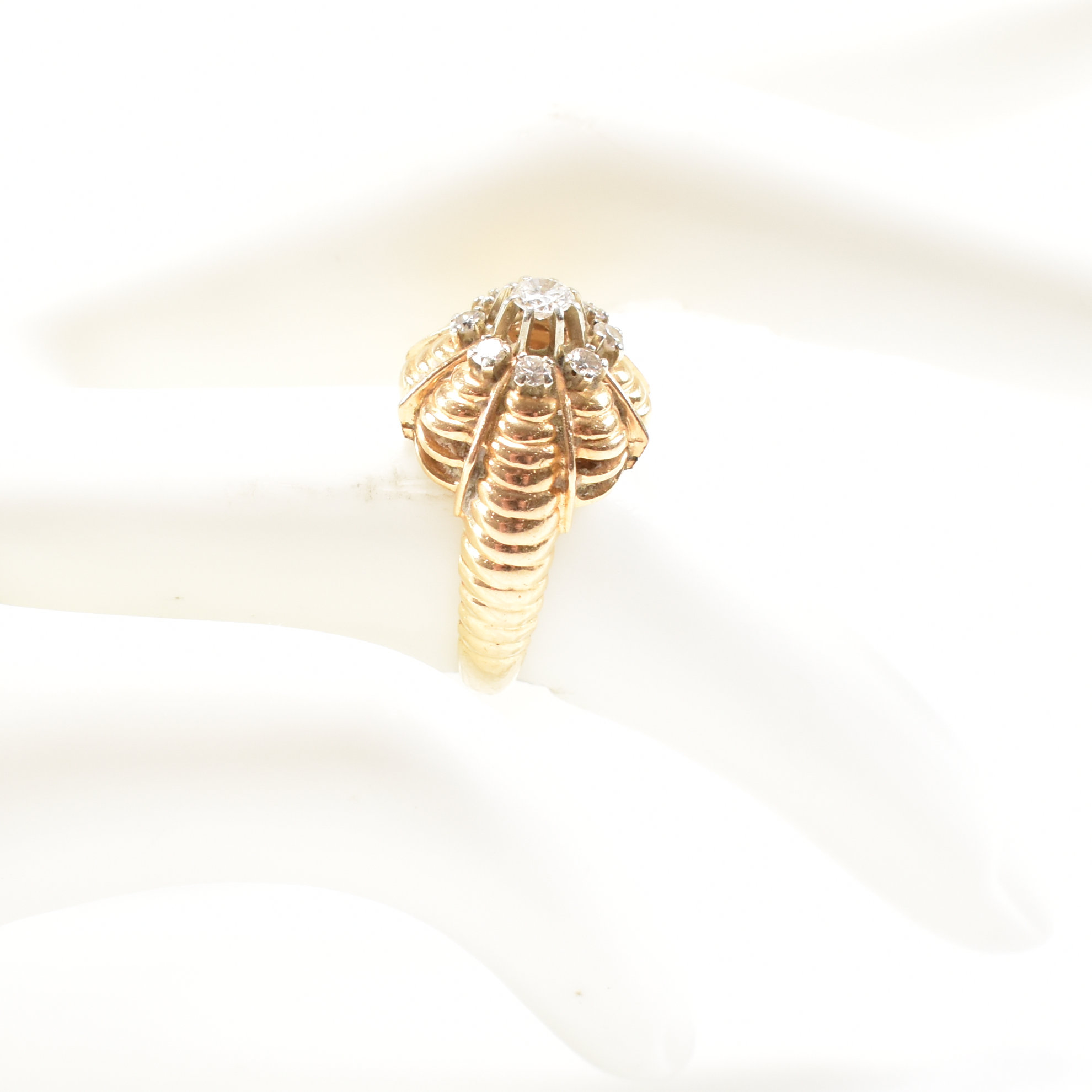 VINTAGE FRENCH DIAMOND CLUSTER RING - Image 6 of 6