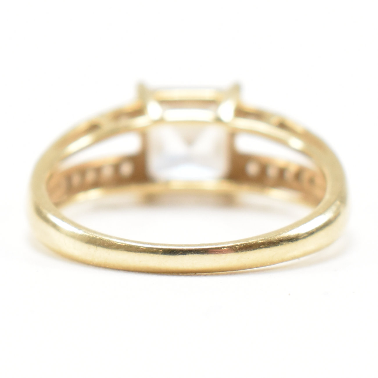 HALLMARKED 14CT GOLD & CUBIC ZIRCONIA RING - Image 7 of 9