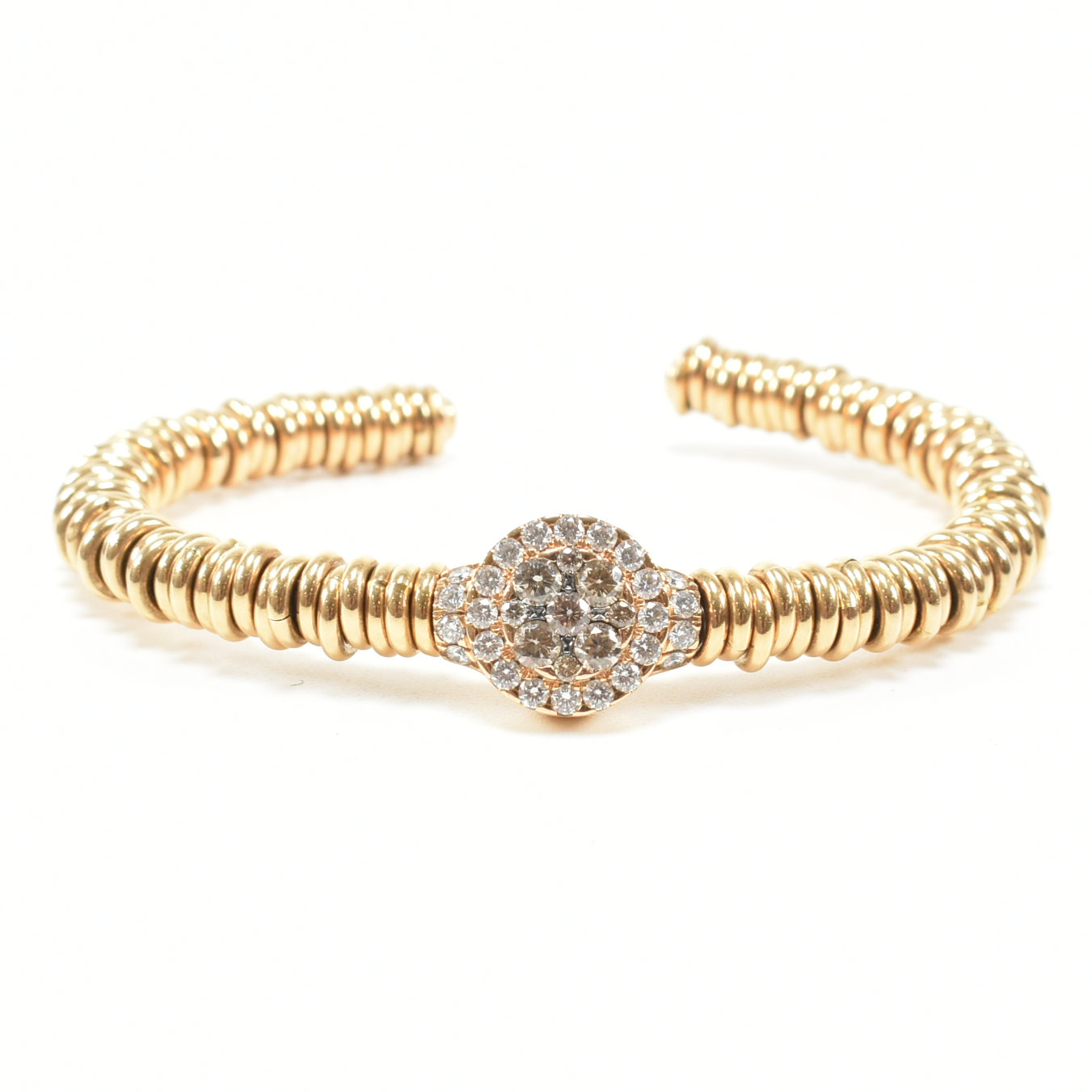 18CT GOLD & DIAMOND CLUSTER BANGLE BRACELET