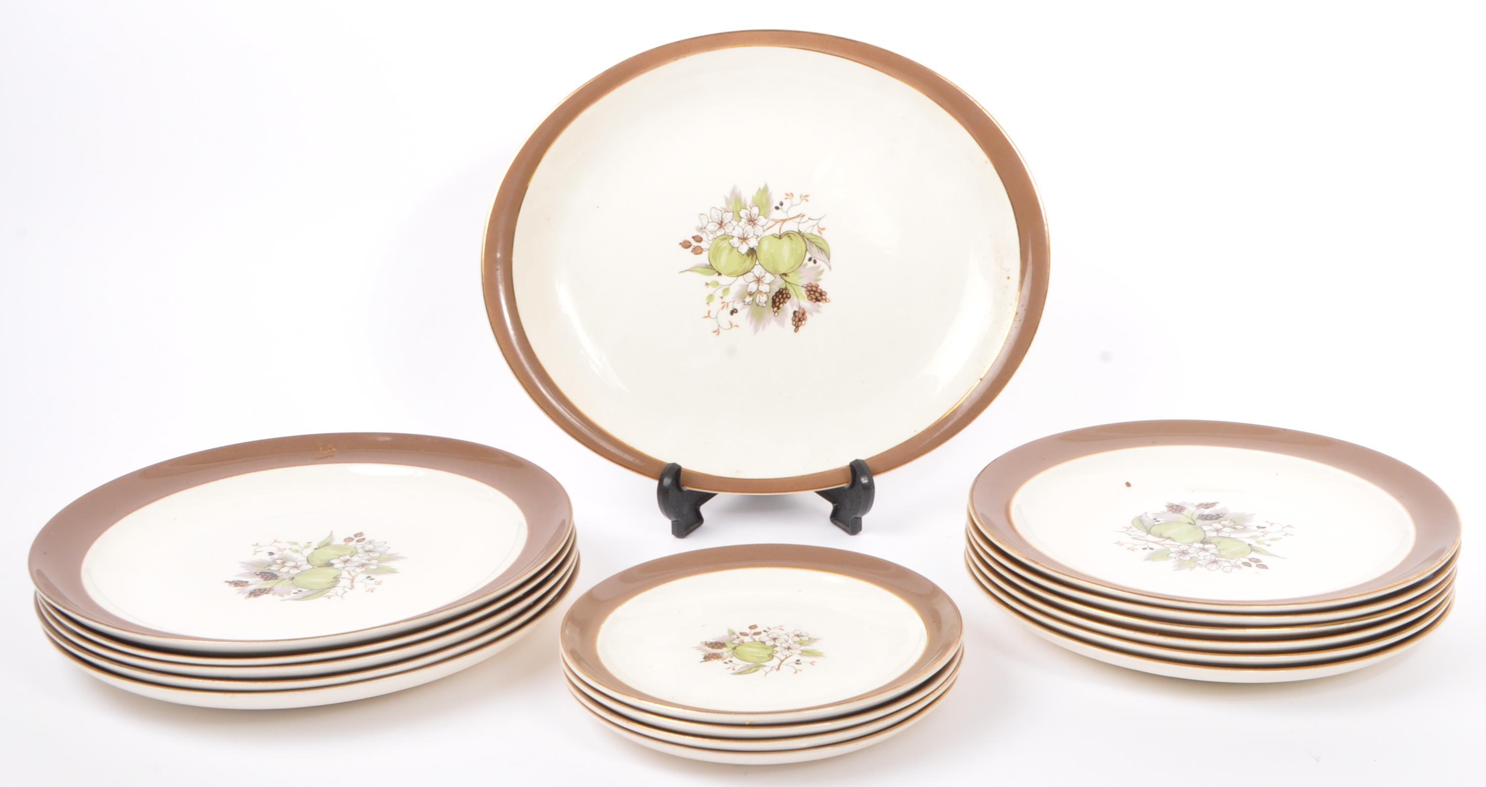 1950 MID CENTURY LINDEN LEA PATTERN PLATES BY BRISTOL POTTERY