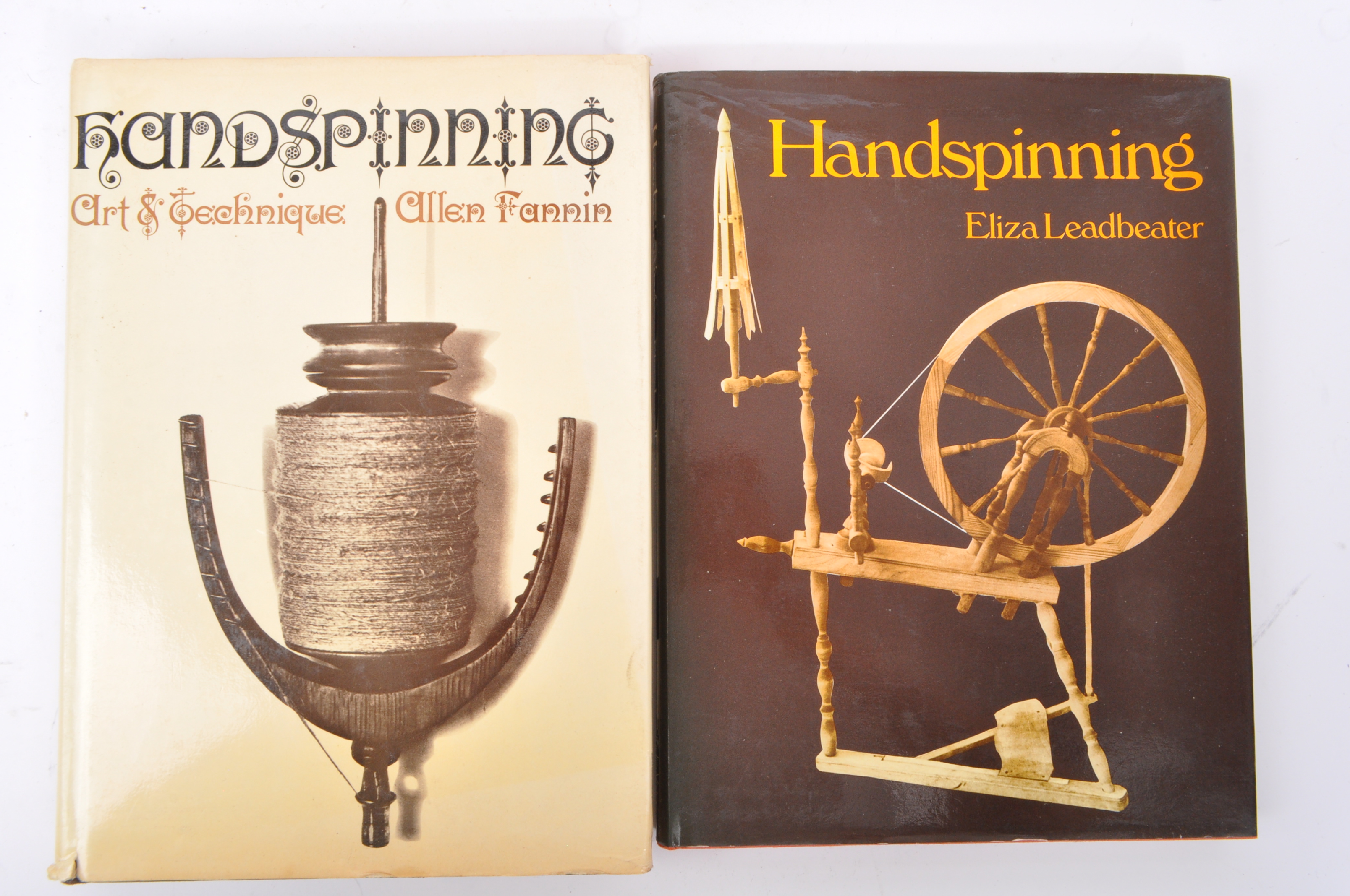 COLLECTION OF WOOL SPINNING ACCESSORIES & BOOKS - Image 5 of 8