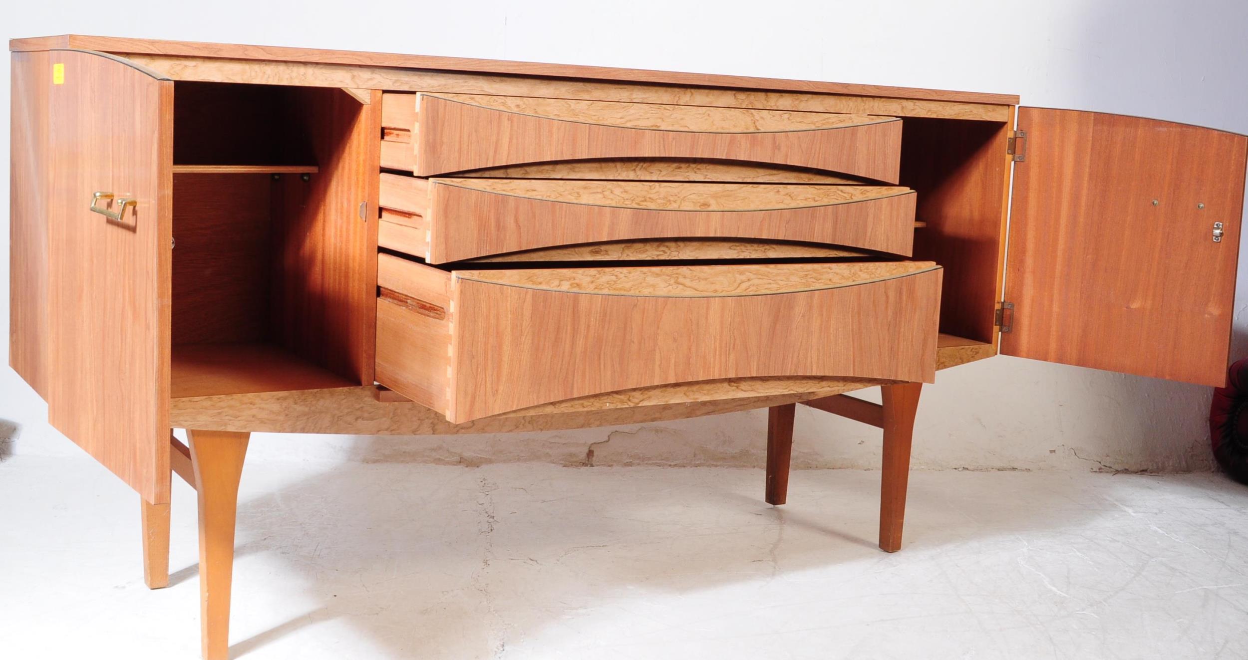 VINTAGE 1970S FAUX TEAK WOOD VENEER SIDEBOARD CREDENZA - Image 5 of 7