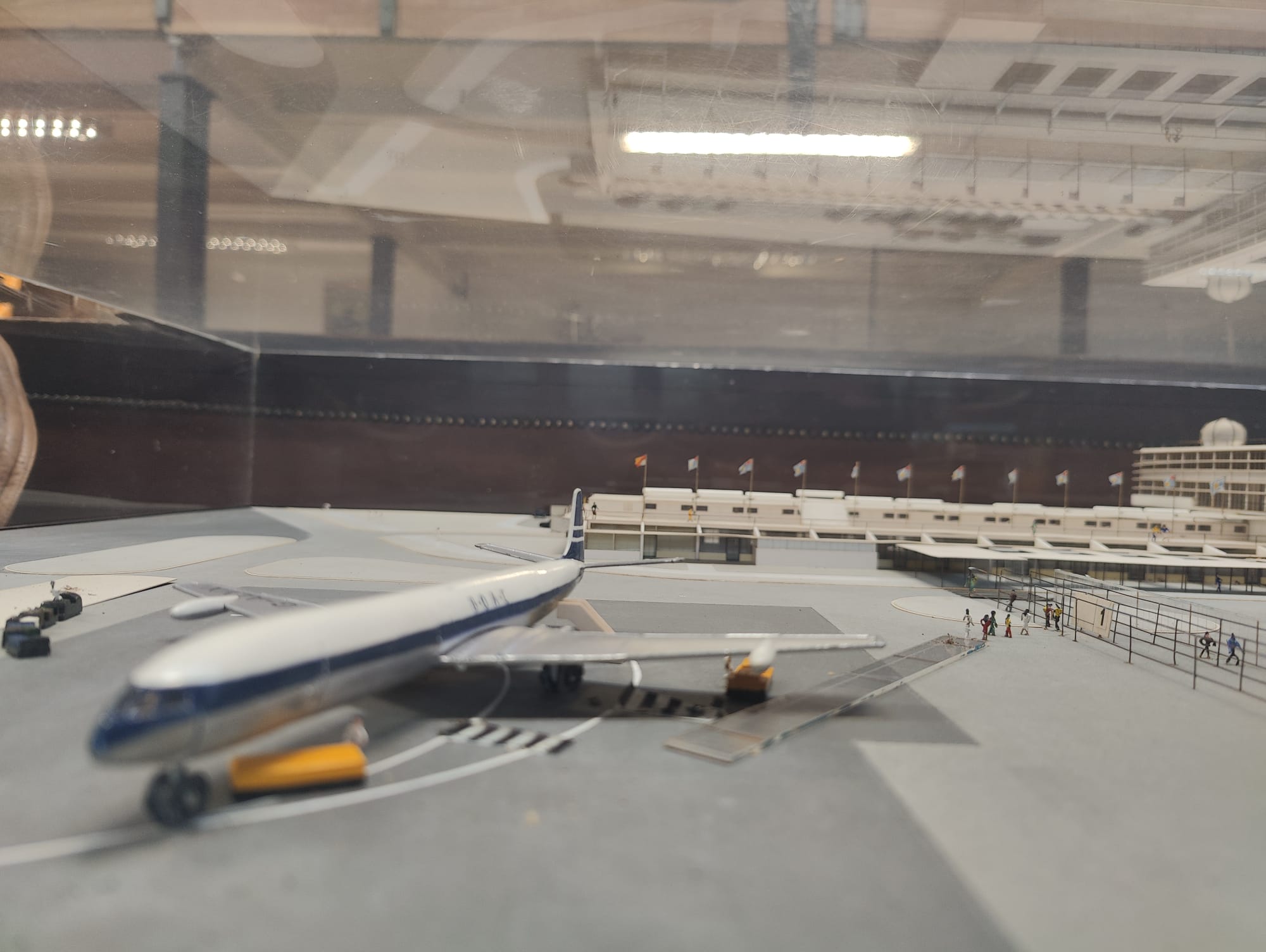 NORMAN & DAWBURN ARCHITECT'S MODEL OF PALISADOES AIRPORT - Image 9 of 9