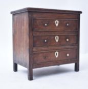 EARLY 20TH CENTURY SMALL TABLETOP CHEST OF DRAWERS