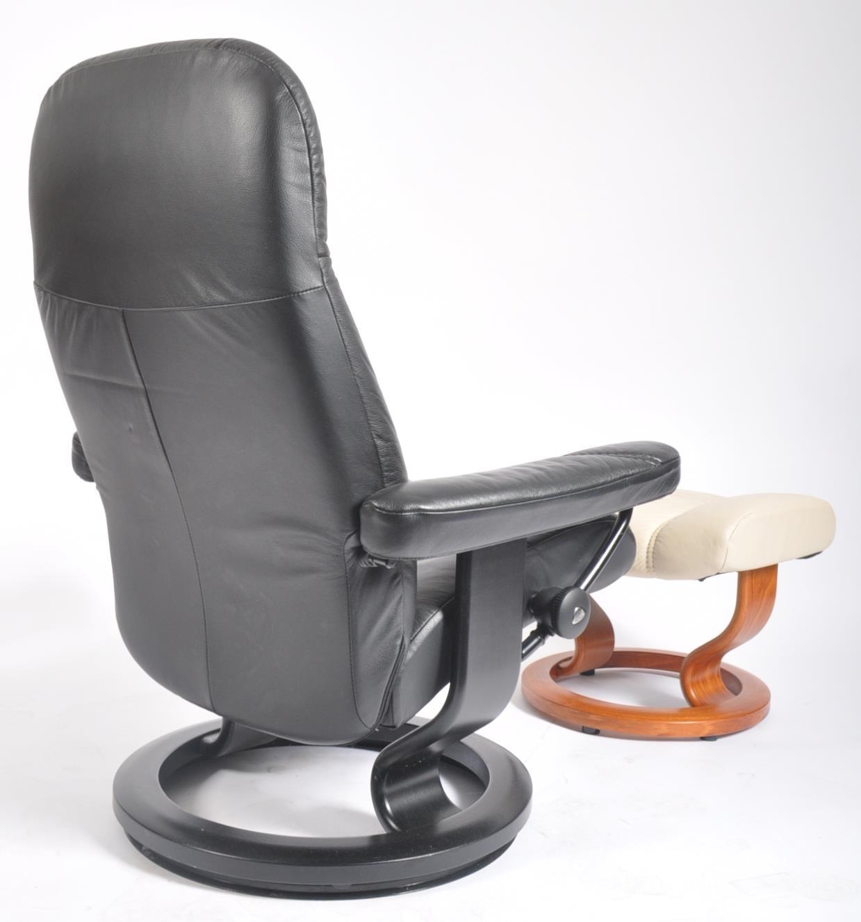 EKORNES X STRESSLESS - LEATHER SWIVEL ARMCHAIRS & FOOT STOOL - Image 5 of 5