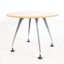 CONTEMPORARY BRITISH DESIGN OAK VENEERED CIRCULAR TABLE