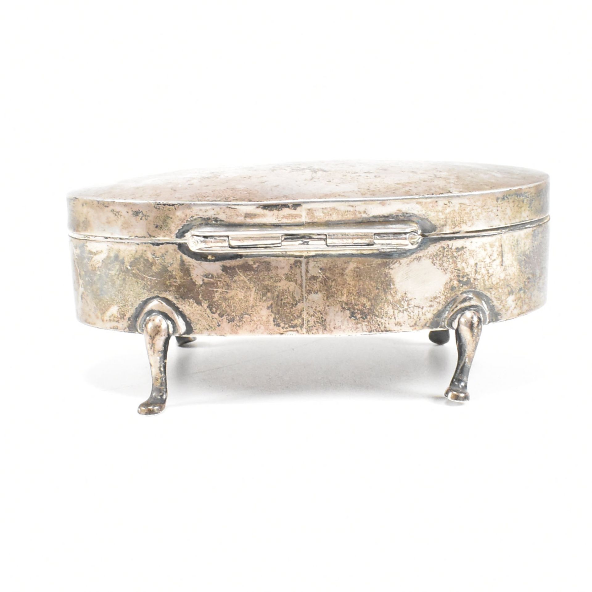 GEORGE V HALLMARKED SILVER MOUNTED JEWELLERY BOX - Image 6 of 11