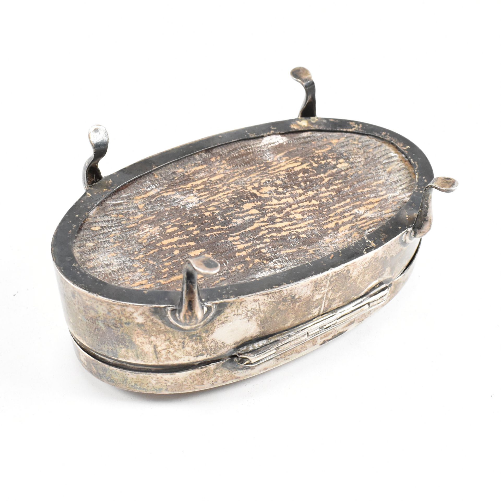 GEORGE V HALLMARKED SILVER MOUNTED JEWELLERY BOX - Image 11 of 11