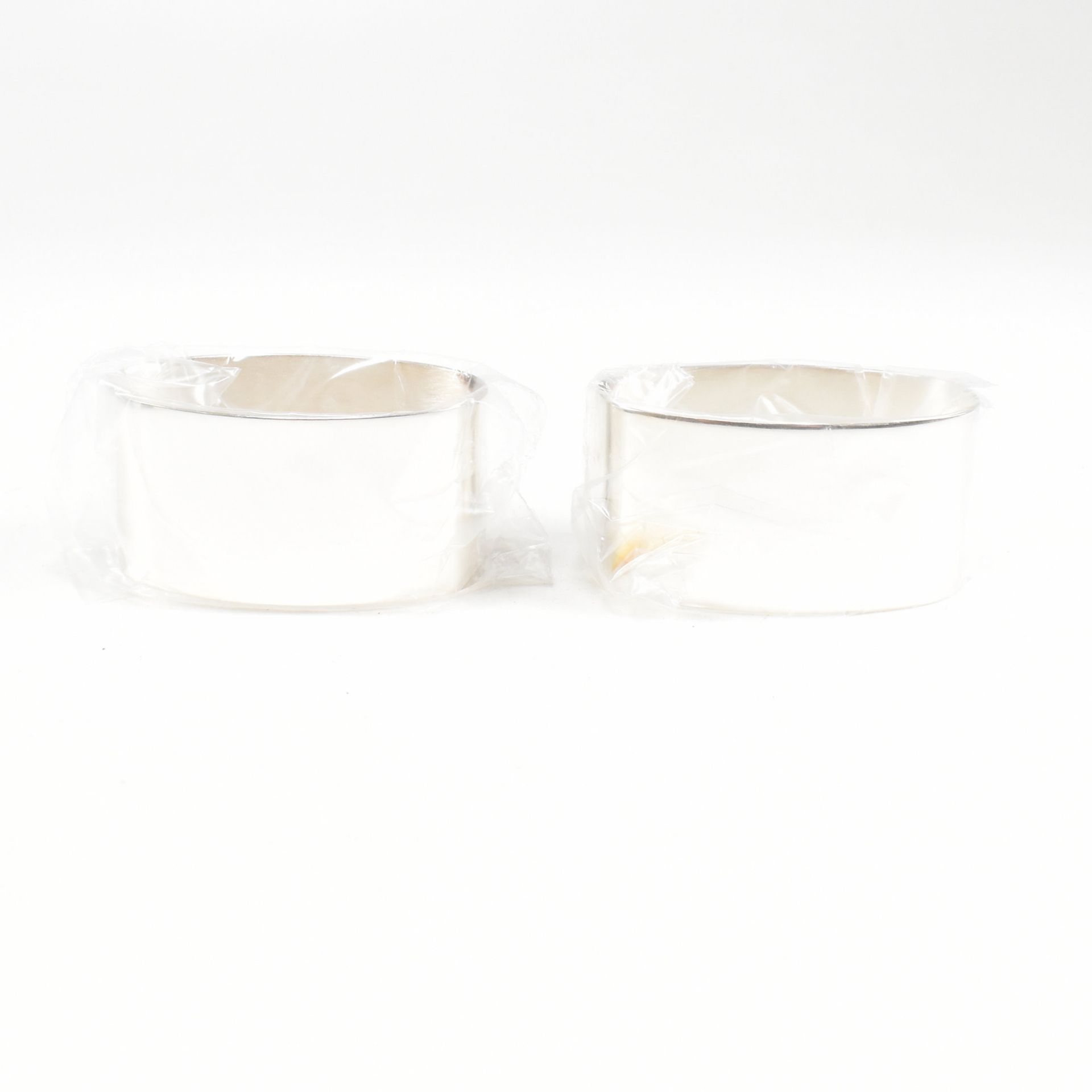 1990S CASED PAIR OF NAPKIN RINGS - Image 9 of 11